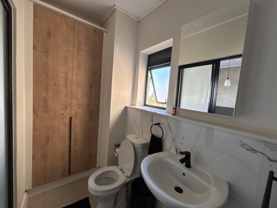 2 Bedroom Property for Sale in Burgundy Estate Western Cape